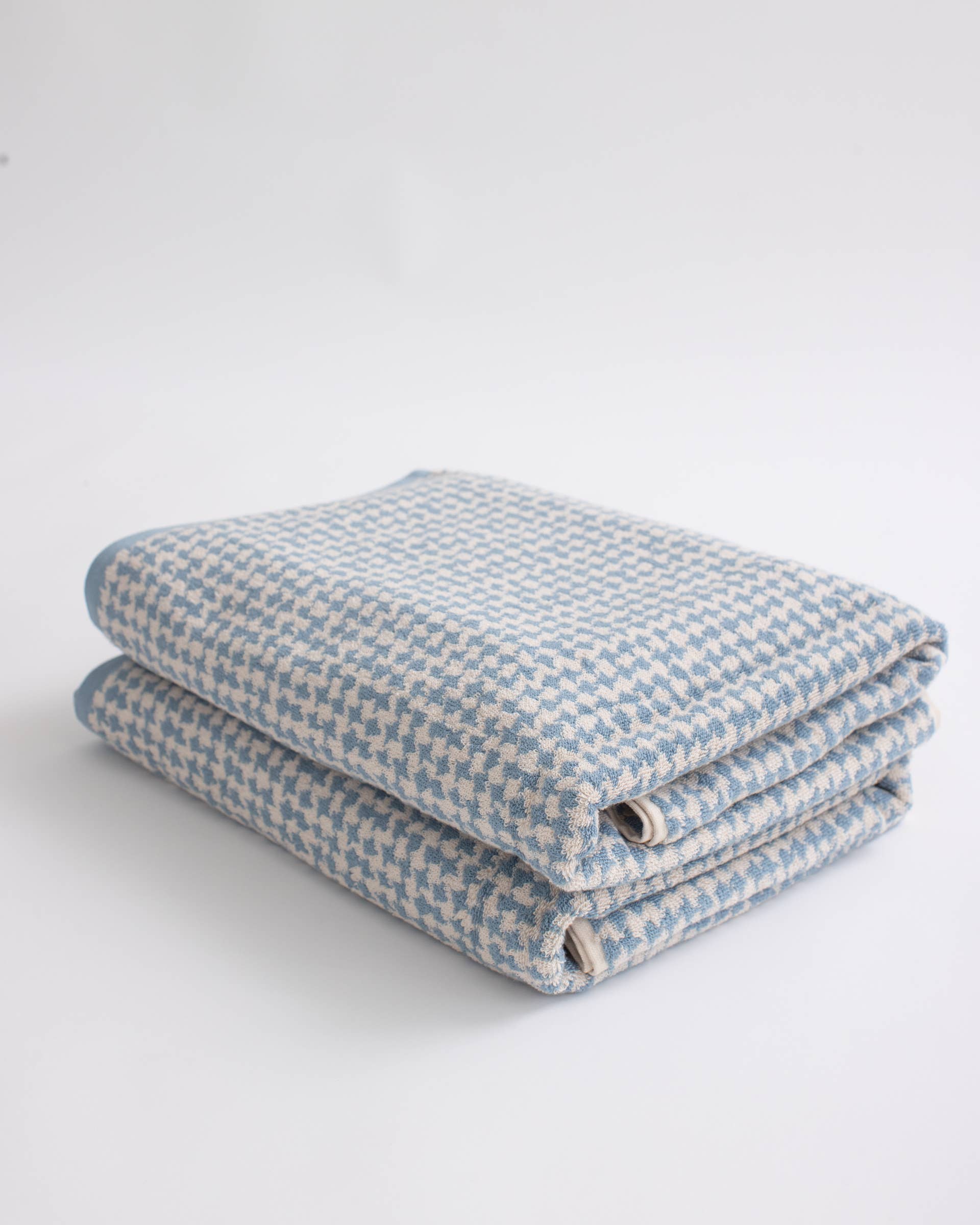 houndstooth bath sheet - haus divided