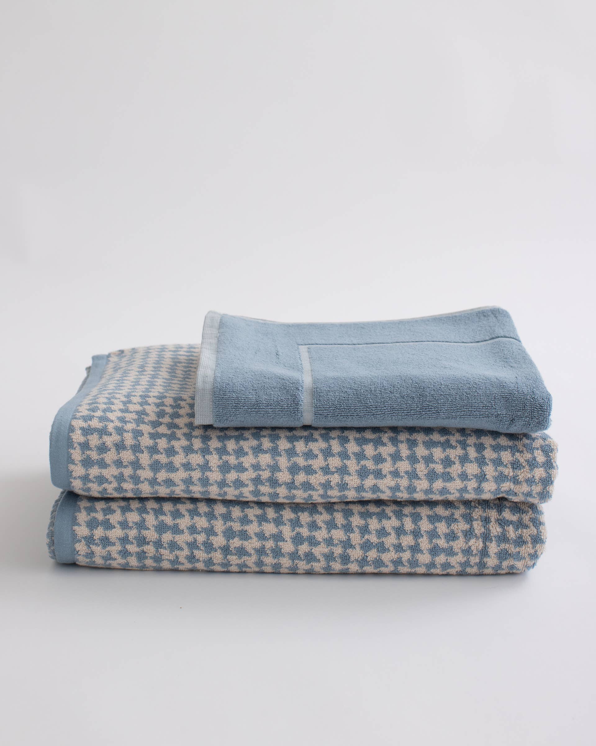 houndstooth bath sheet - haus divided