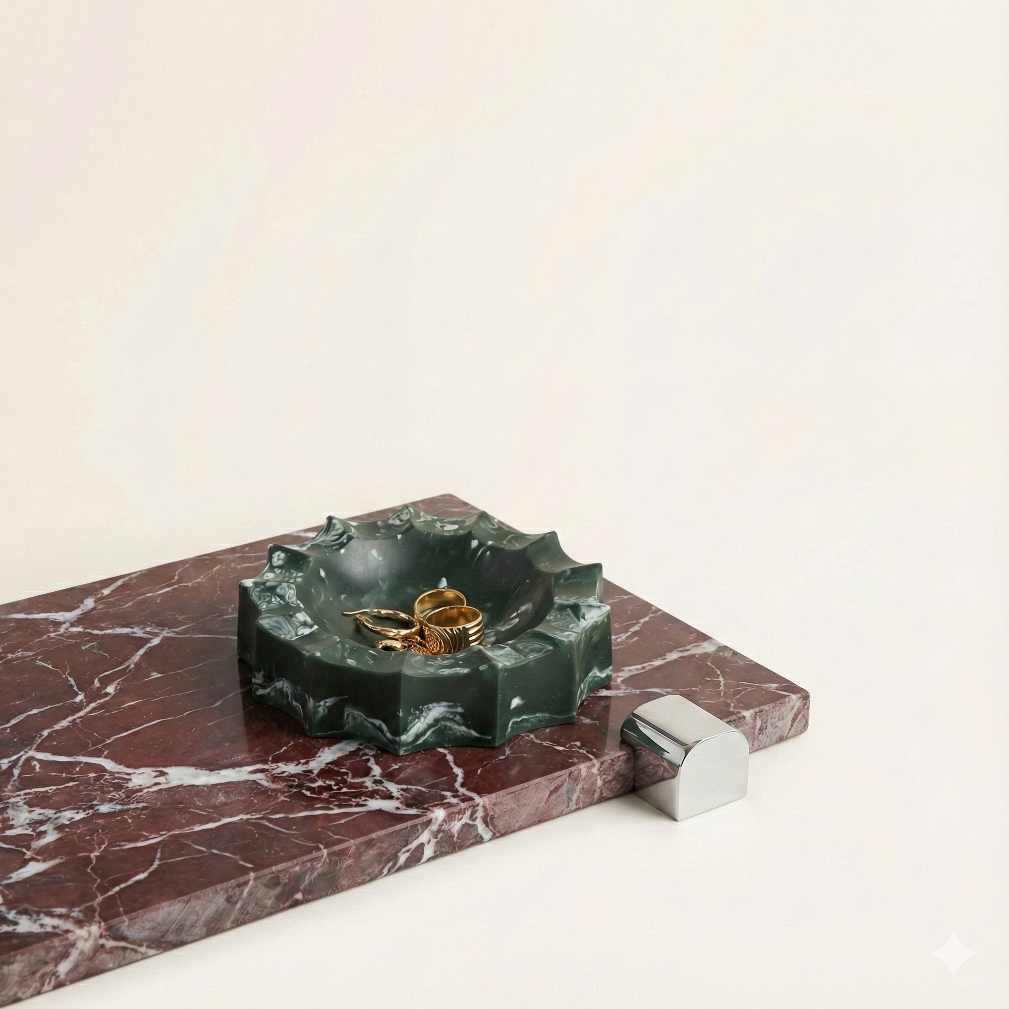 sydney resin sun dish in dark jade